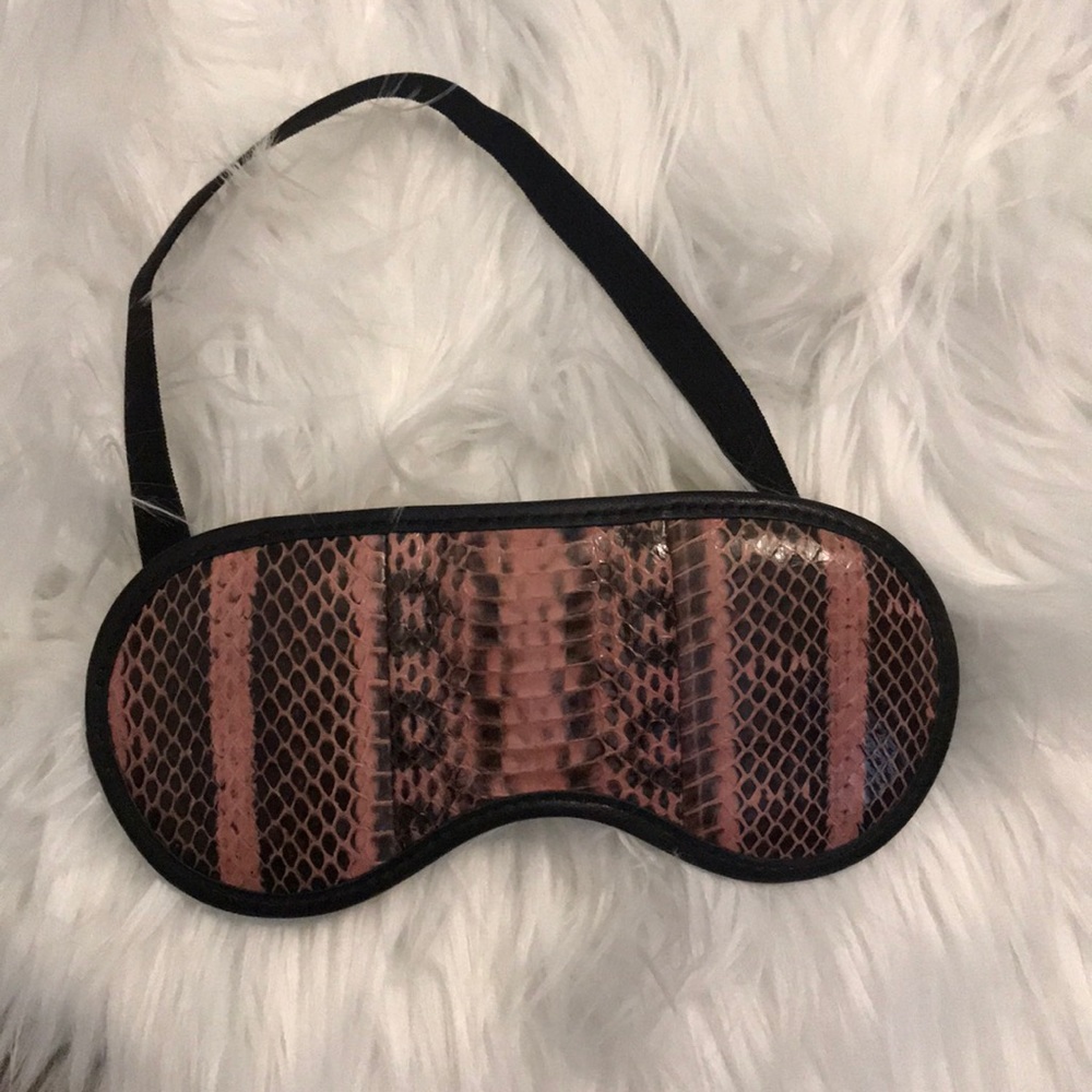 Michael Kors Sleeping mask